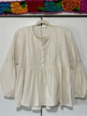 Day + Moon Large Cream Bohemian Coquette Peasant Blouse Peplum Ruffle Henley